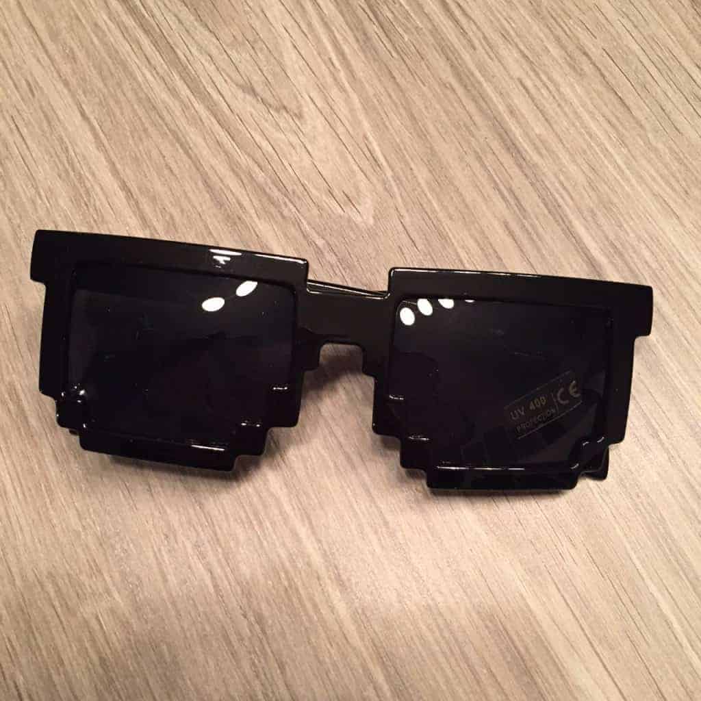 JDG Box - Des lunettes de soleil « Pixelisees » façon Just Dance