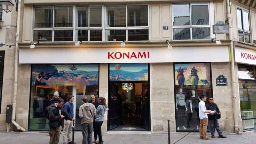 La façade du Metal Gear Store - Paris