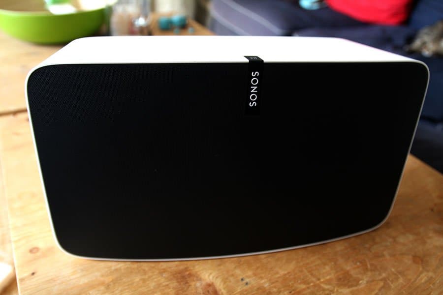 Sonos Play:5 - Cette enceinte est une charmeuse !