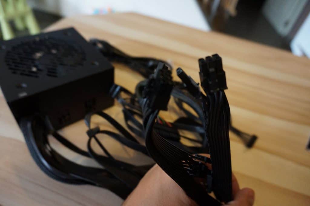 Alimentation hydro x 650w - Double 8-Pins pour vos cartes graphiques