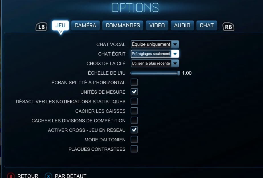 Pour éviter les injures n'accepter que le chat écrit préréglé est une solution.