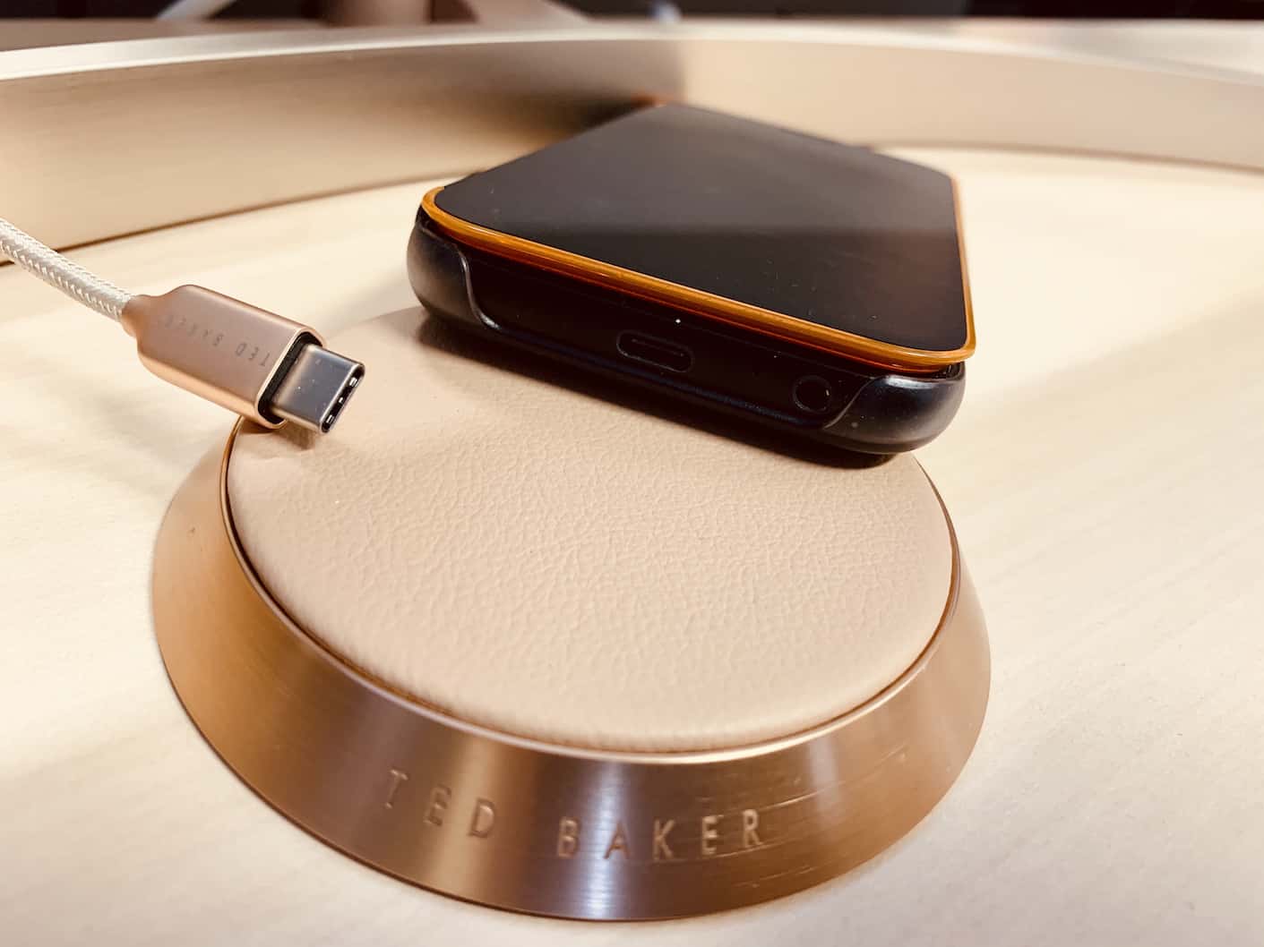 D'une pierre deux coups avec le cable USB C