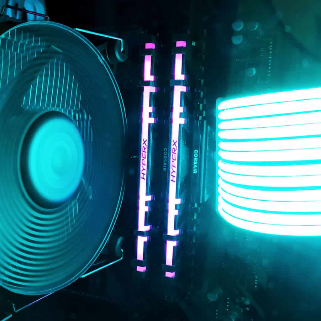 Les barrettes HyperX Predator allumées