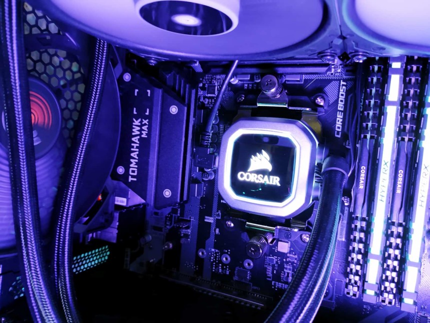 Gros plan sur le Corsair H100i Pro