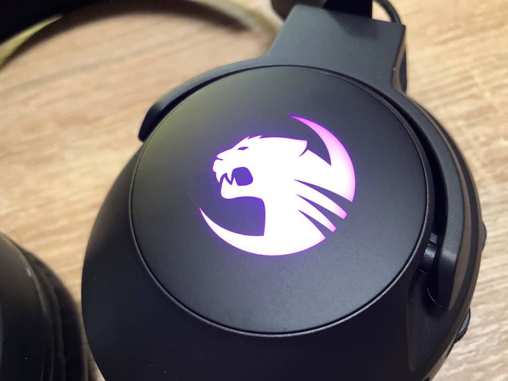 Une des oreillettes du Roccat Elo 7.1 Air