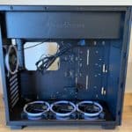 Sharkoon Pure Steel RGB, vide