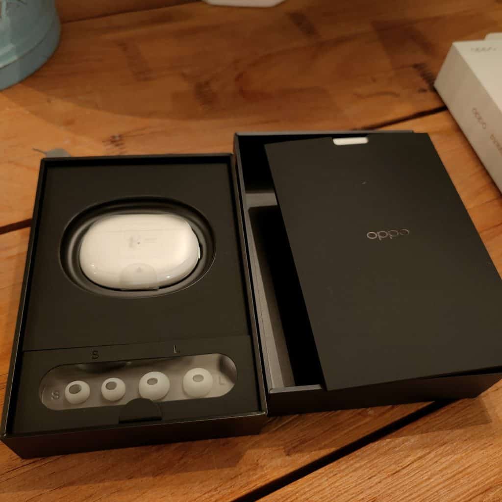 Le packaging de l'Oppo Enco X est premium