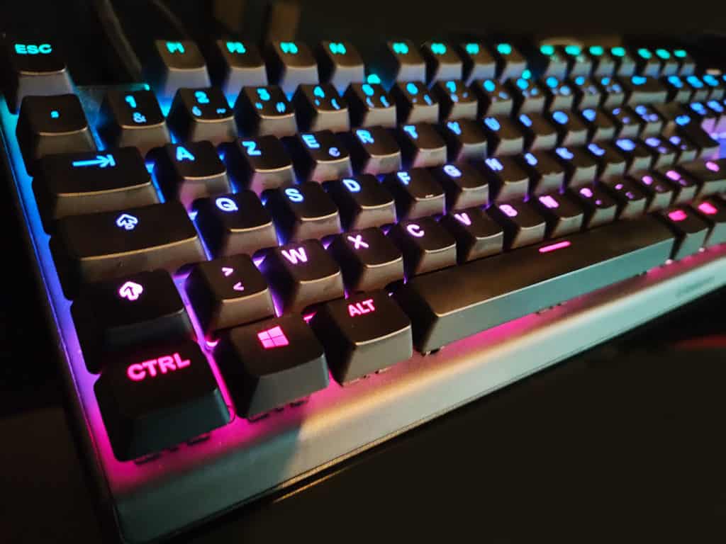 Gros plan sur le SteelSeries Apex 7