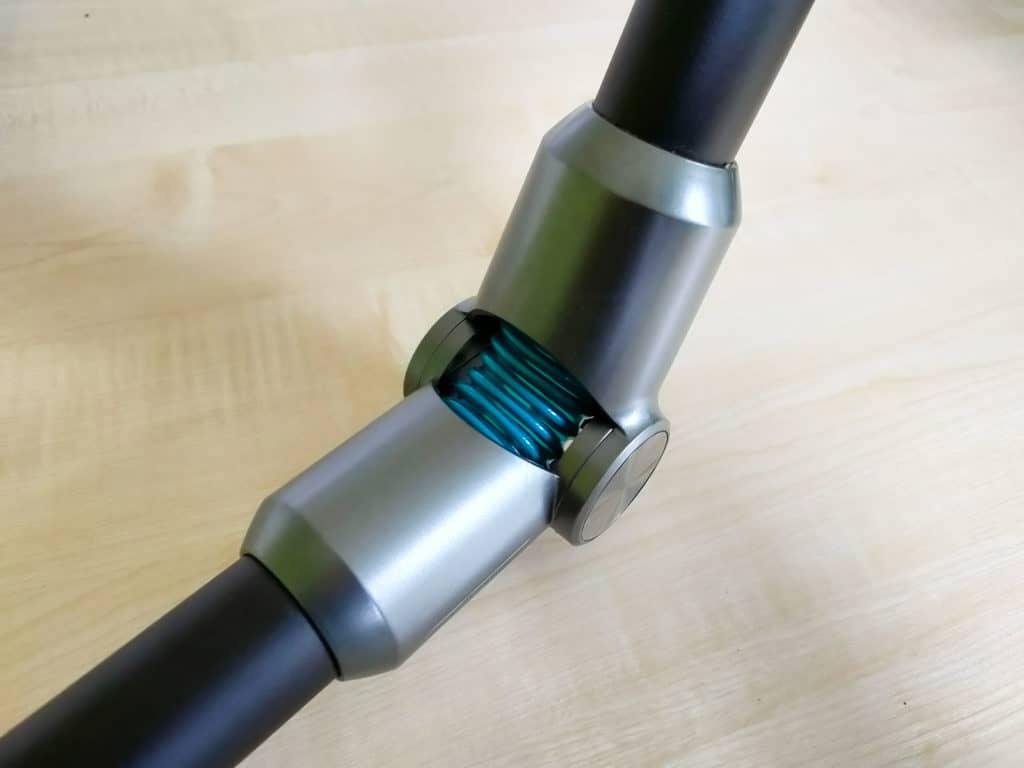 Le tube articulé du Conga Rockstar 900