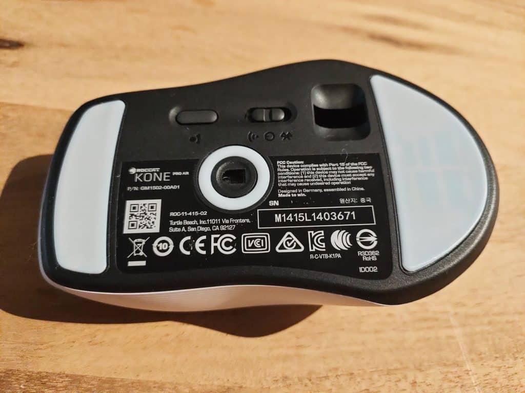 Le ventre de la Roccat Kone Pro Air