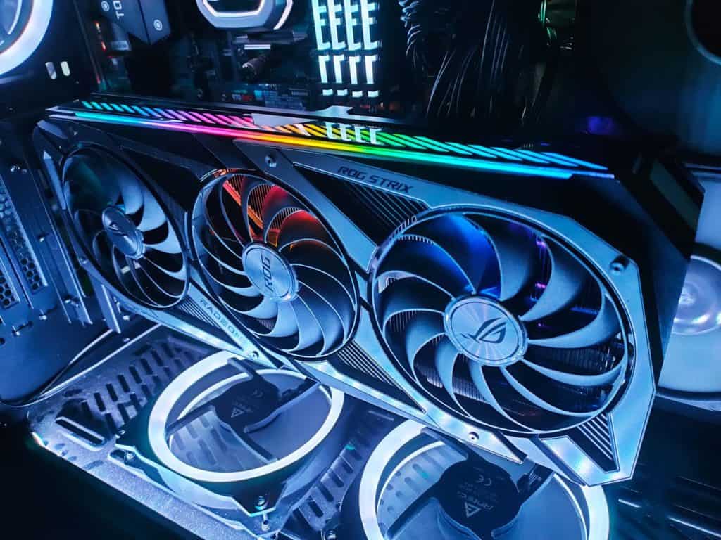 Une RX 6700 XT montée dans un PC
