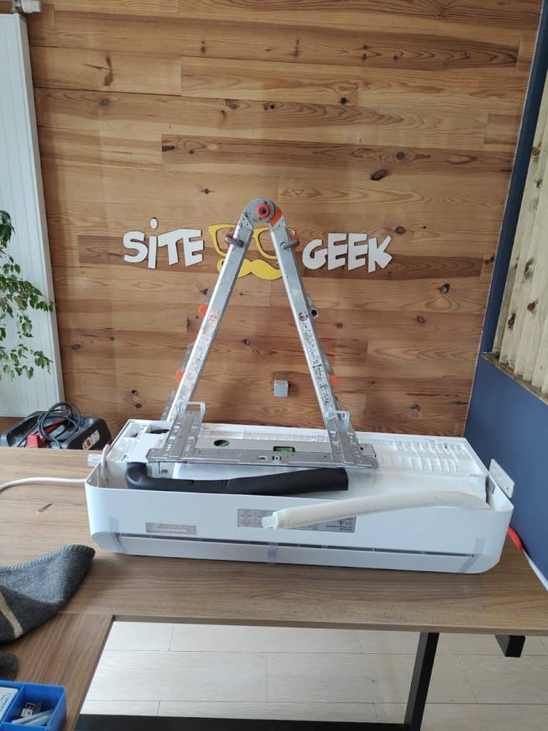 BE CECOTEC EnergySilence 12000 Image d'avatar Climatiseur split EnergySilence 12000 : installation par un pro