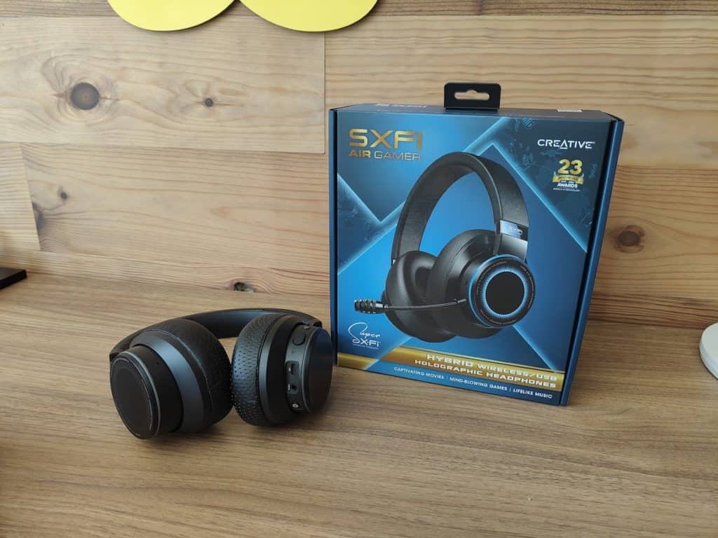 Voici le casque avec son packaging