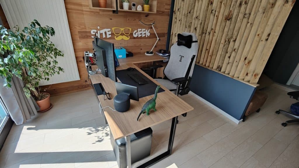 L'Echow Show fonctionne dans toutes les pièces mais je l'aime beaucoup comme assistant sur le bureau.