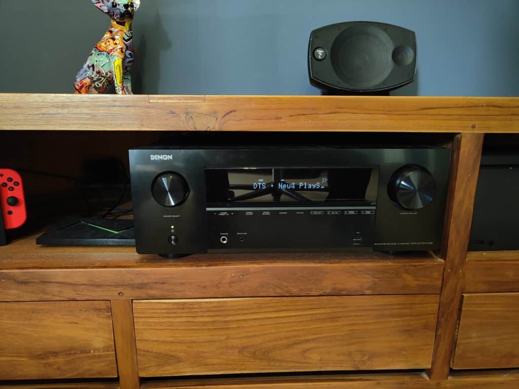 Voici le Denon AVR-X2700 dans mon installation