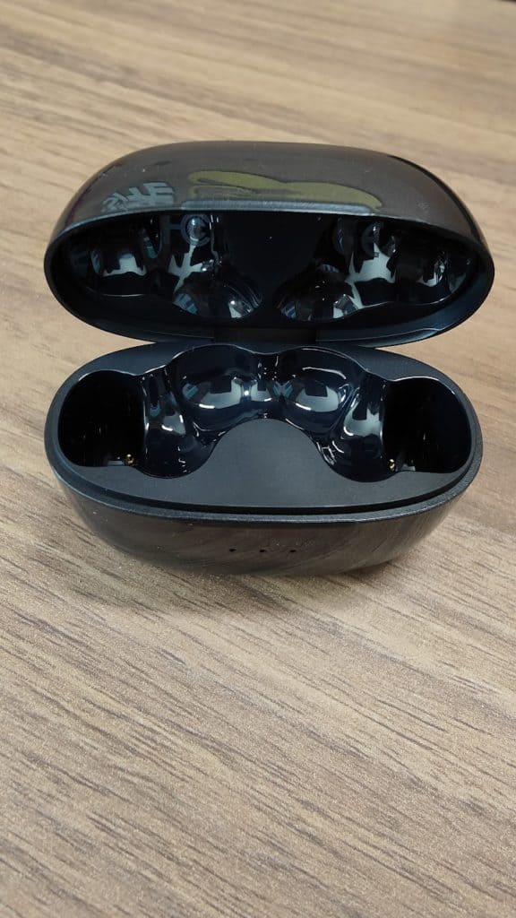 UGREEN HiTune X5 - Un produit qui présente bien façon AirPods