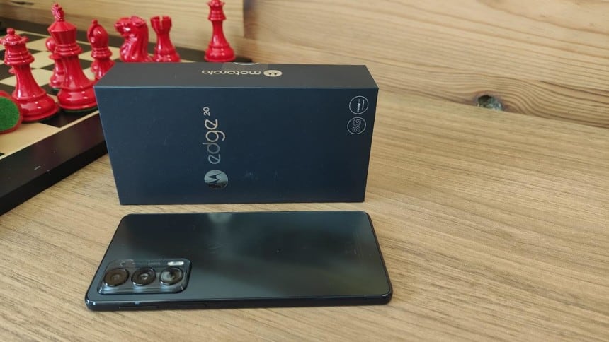 Motorola Edge 20 Test