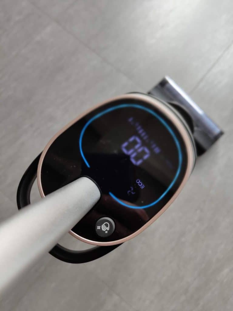 EASINE W100 avec son écran digital comme les autres grandes marques