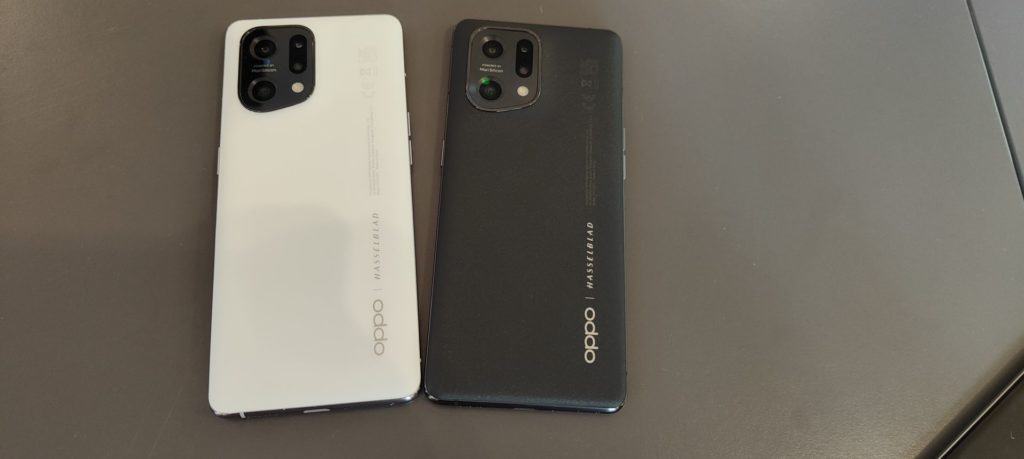 Oppo Find X5 Pro dans les deux coloris disponibles