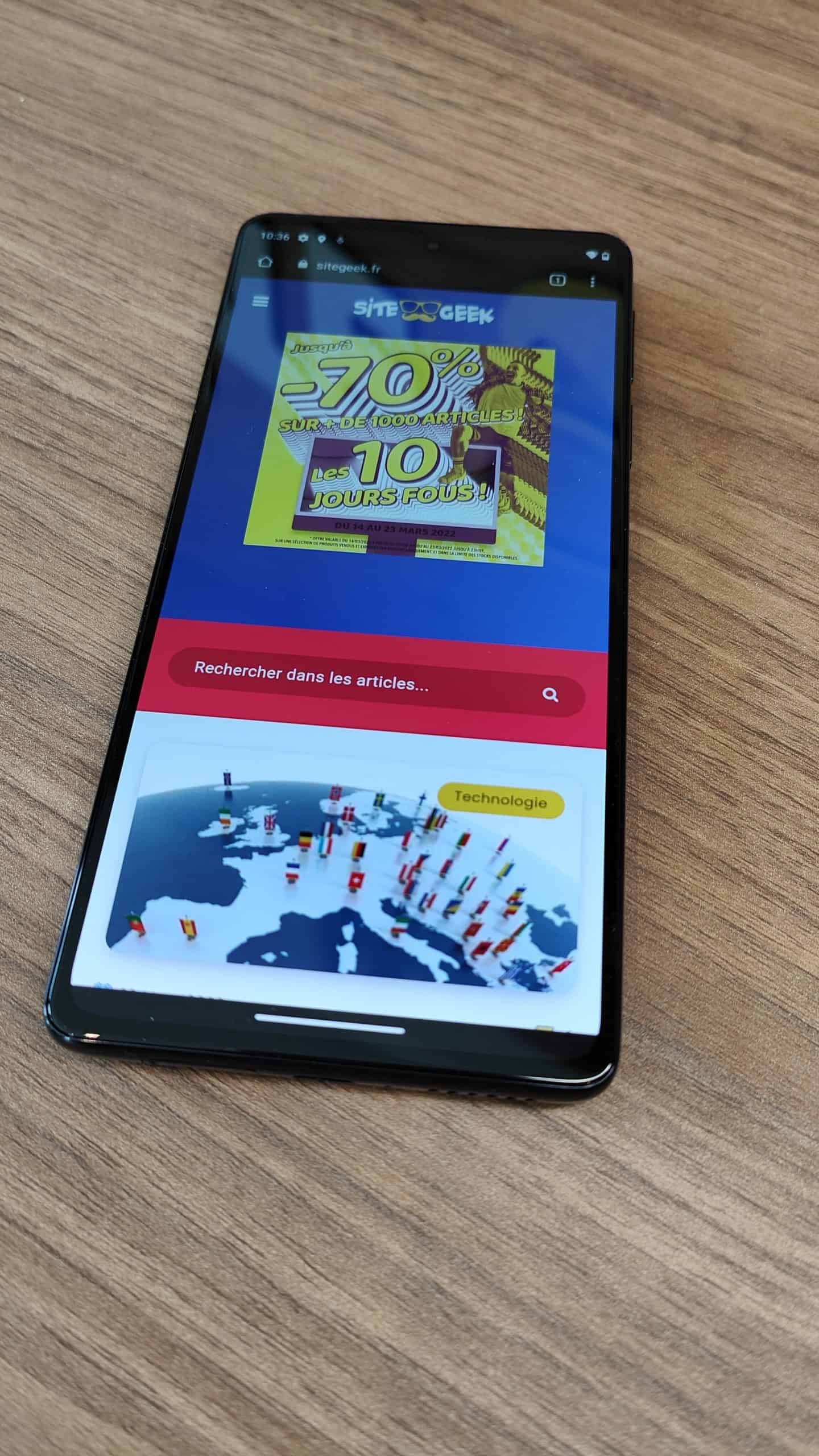 Motorola Edge 30 Pro - l'écran est très beau