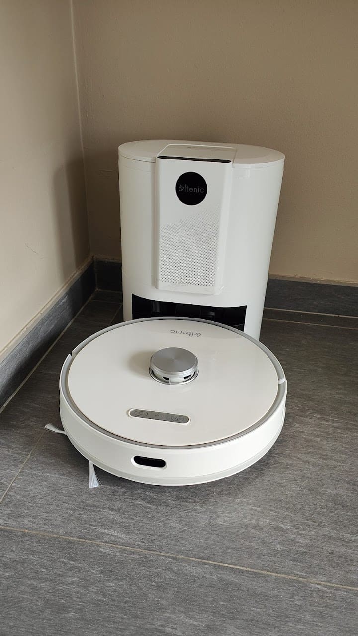 Ultenic T10 - L'aspirateur dispose d'un sac dans sa base pour se vider