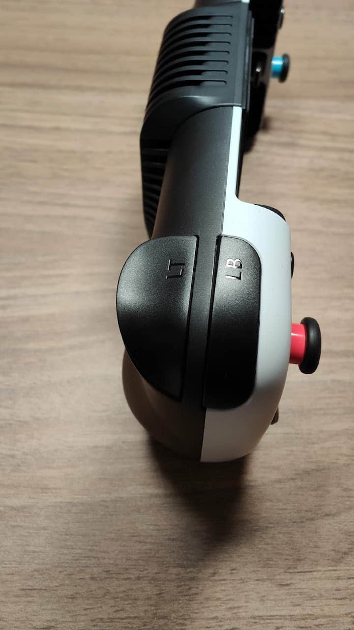 Gamesir X3 - les gachettes sont sympas à la manière Xbox