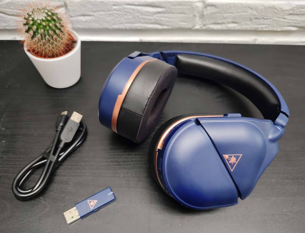 Le Turtle Beach Stealth 700 Gen 2 Max et ses accessoires