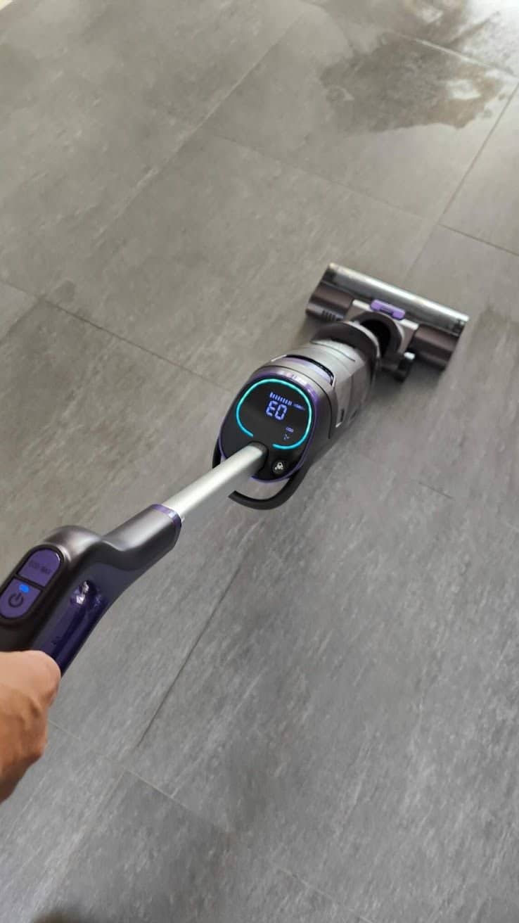 ILIFE F100 - l'appareil est assez maniable