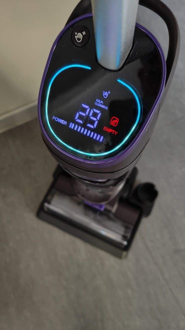 ILIFE F100 - un écran moderne