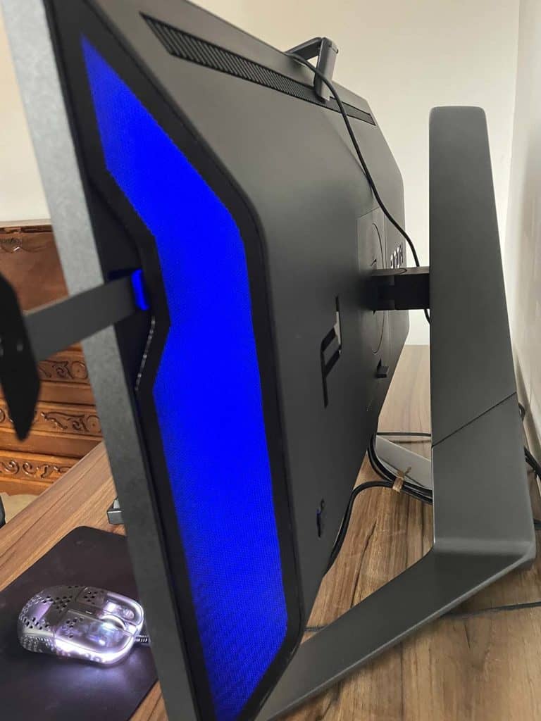 L'éclairage de l'AOC AGON PRO PD27S