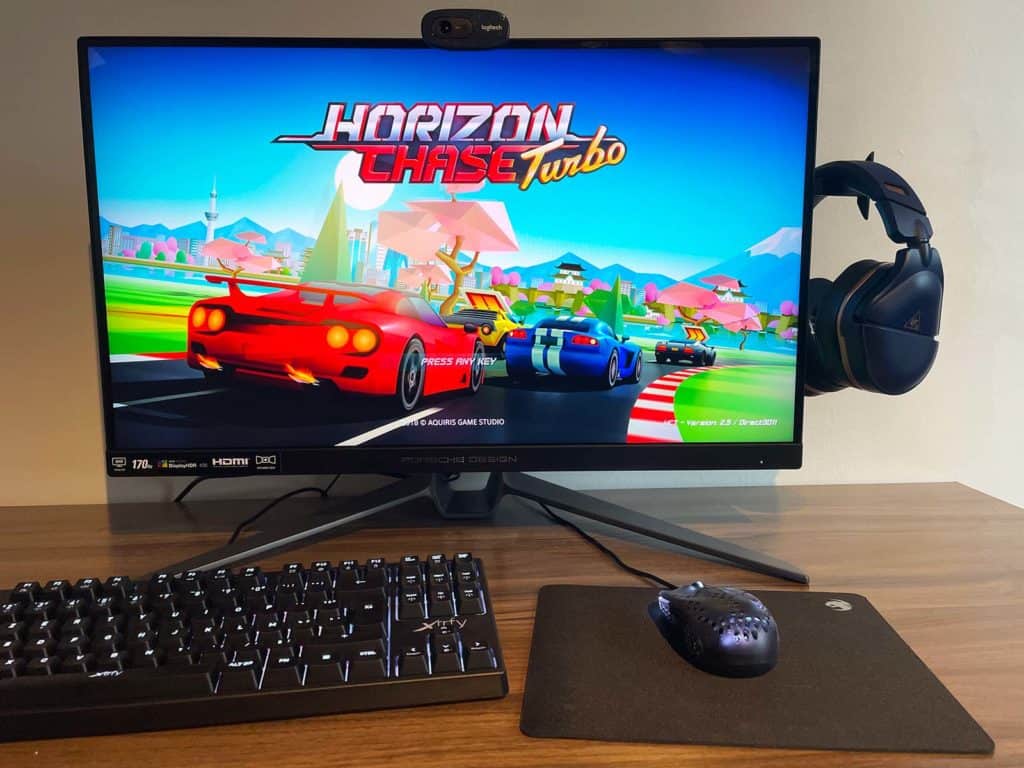 L'AOC AGON PRO PD27S posé sur un bureau