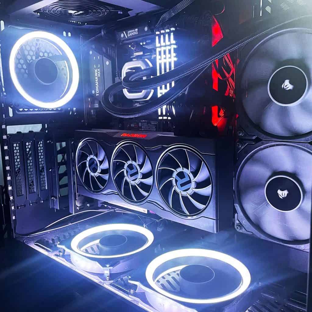 3 Antec Fusion installés dans un boîtier