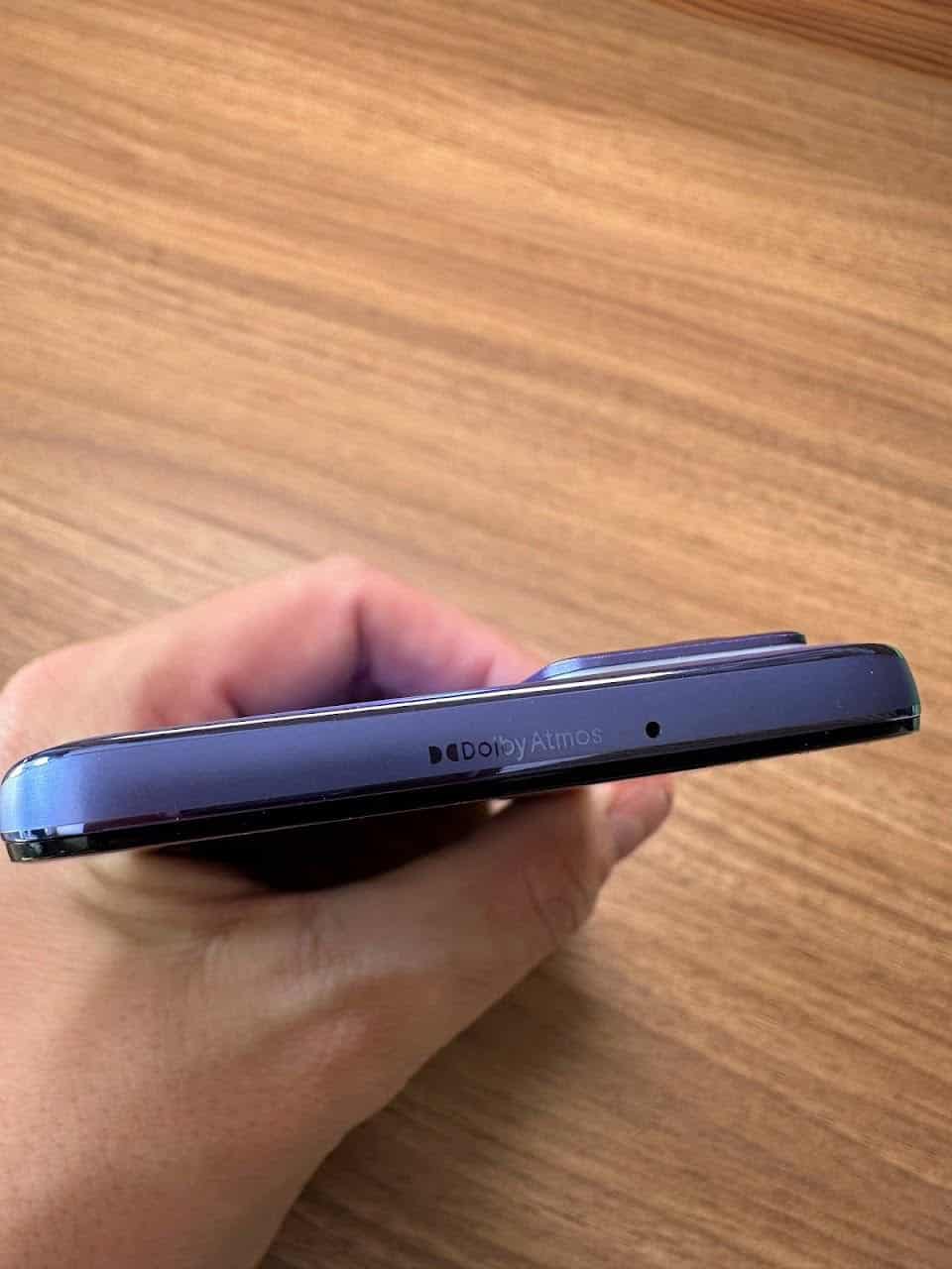 Motorola Edge 30 Neo : Dolby Atmos ?