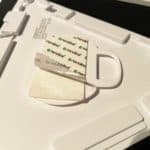 Le système de fixation d'un panneau Nanoleaf Shapes