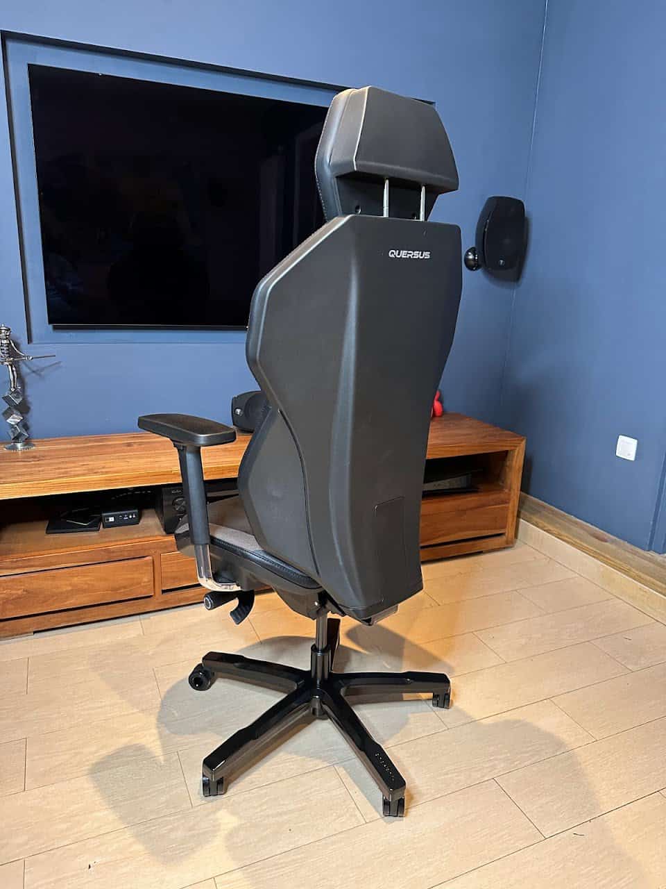 Quersus Icos edition one - des lignes futuristes