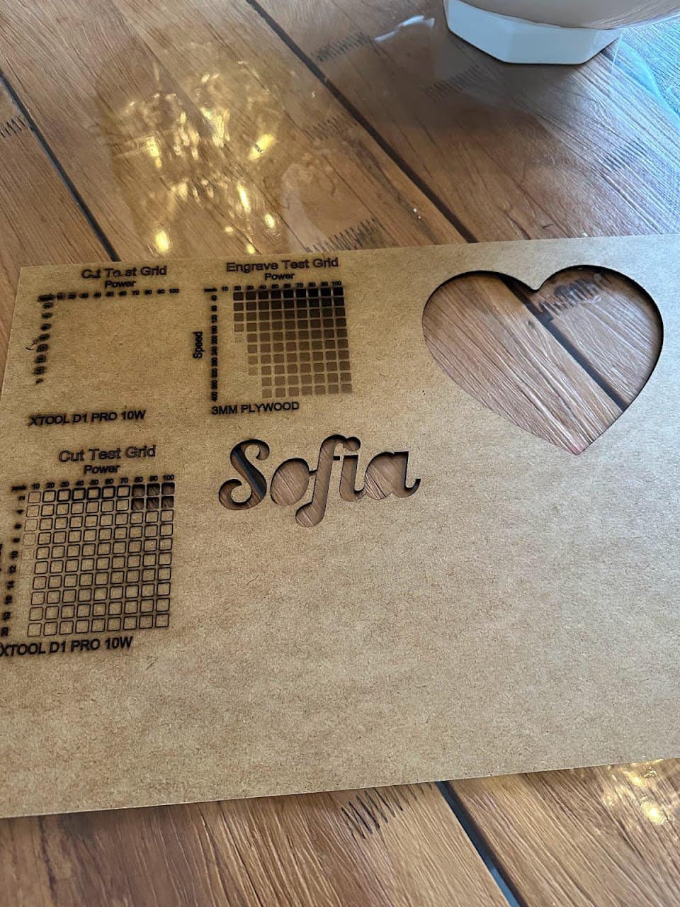 Voici mes premiers essais et mes premières grilles gravées