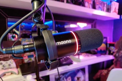 Maono PD200X arrière pied