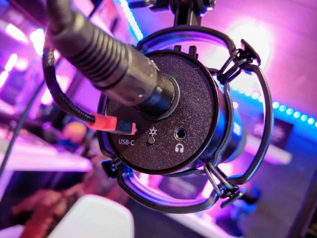 Maono PD200X connectiques