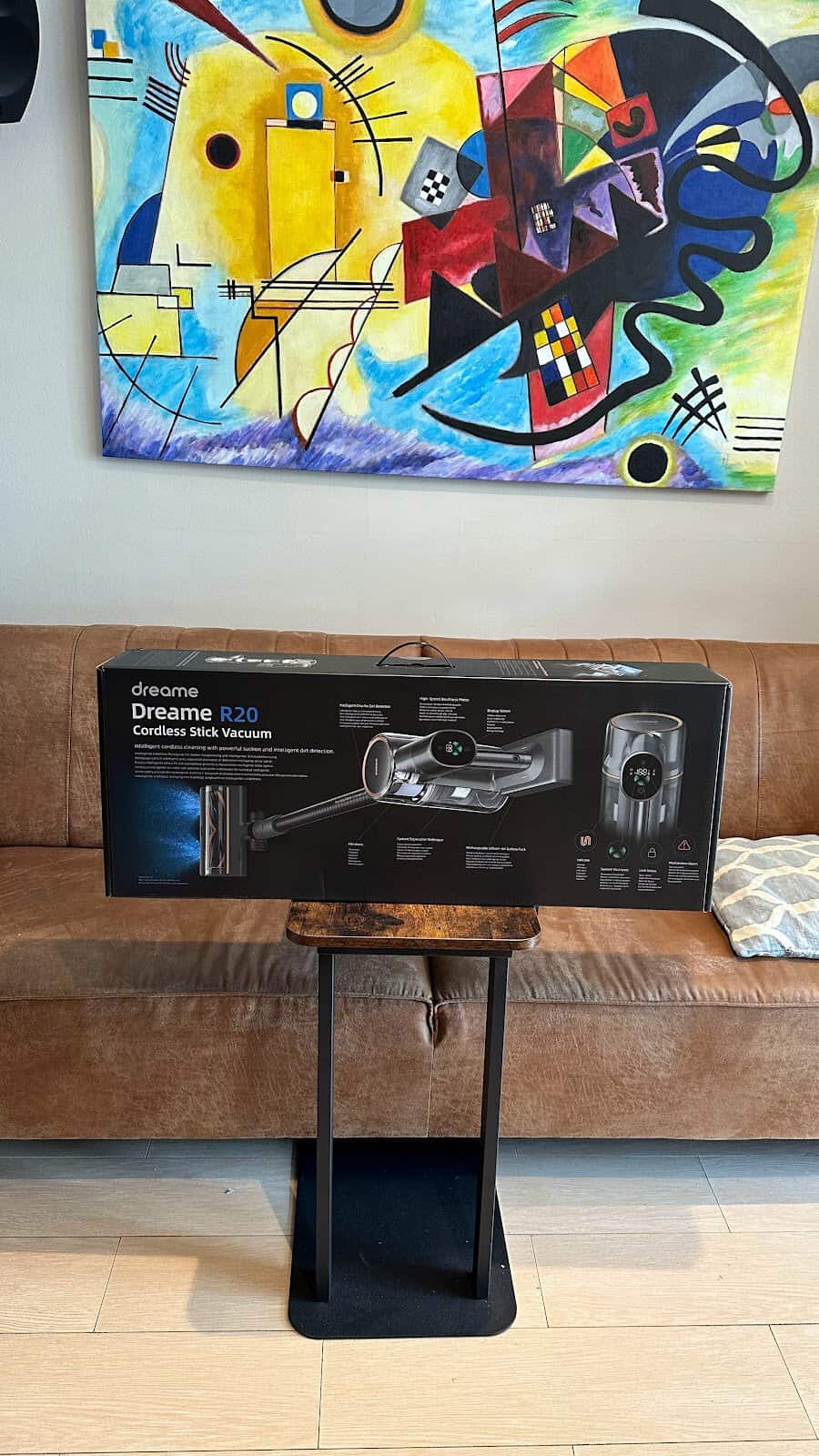 Voici le packaging très pro du Dreame R20