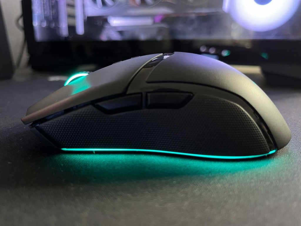 Gros plan sur la Razer Cobra Pro