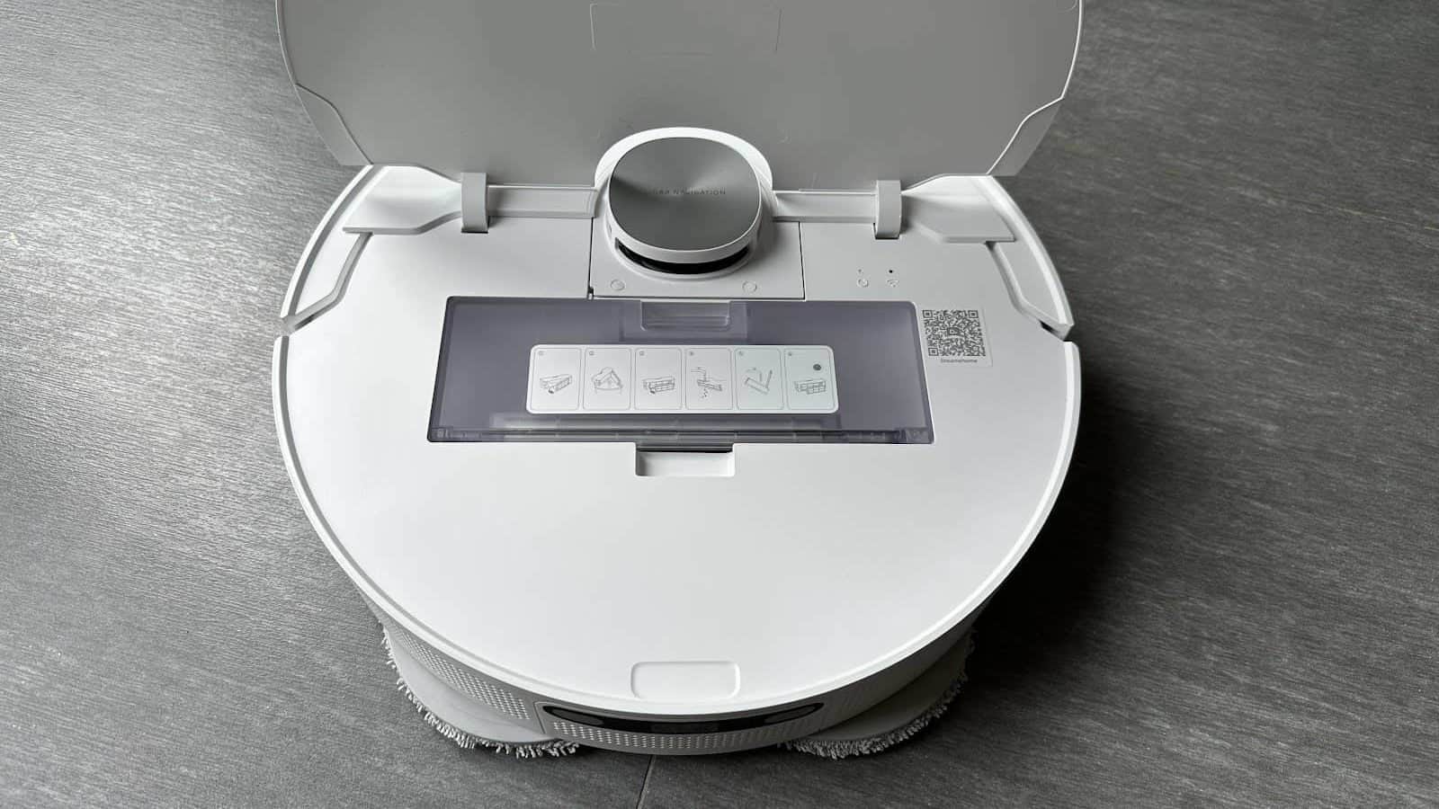 Dreamebot L10 Prime - pas besoin de vider le bac, mais l'accès est facile