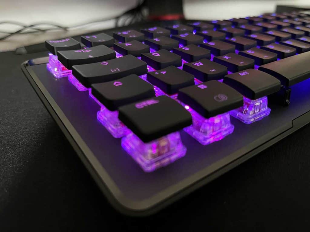 Gros plan sur le Roccat Vulcan II Mini Air