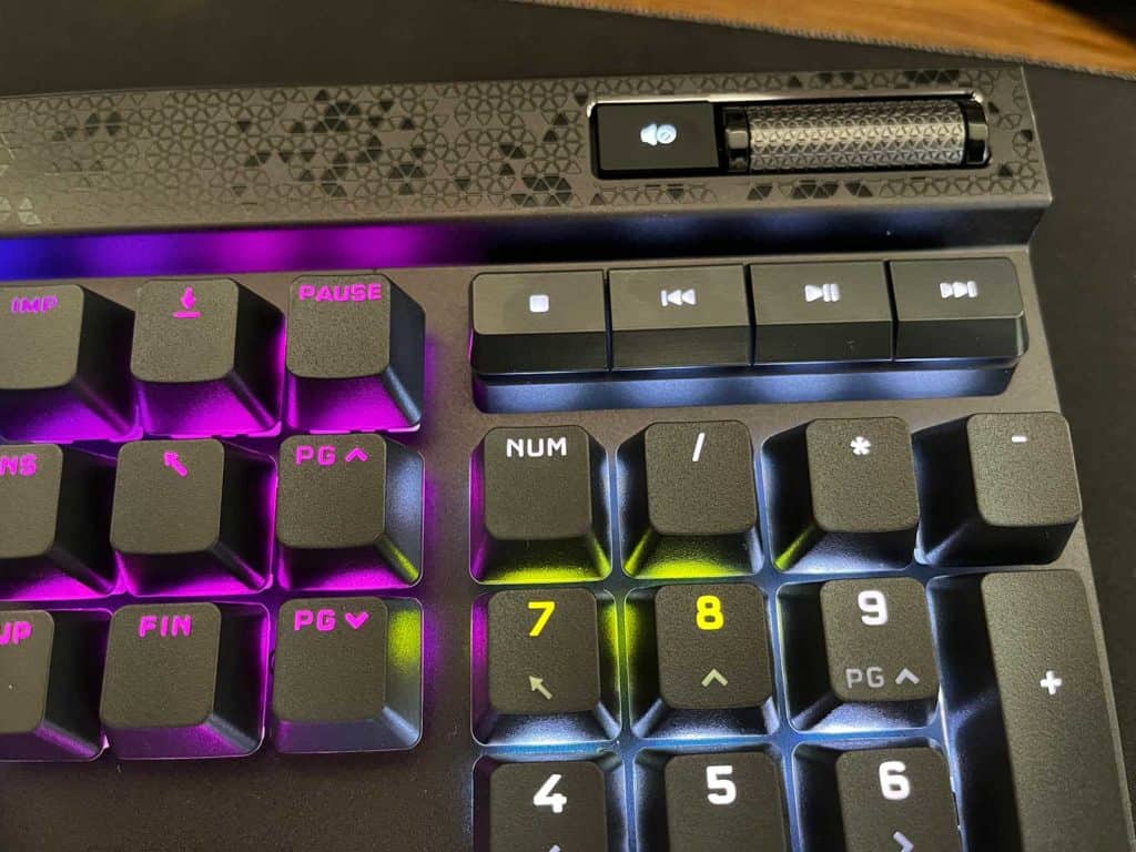 Gros plan sur le Corsair K70 Max