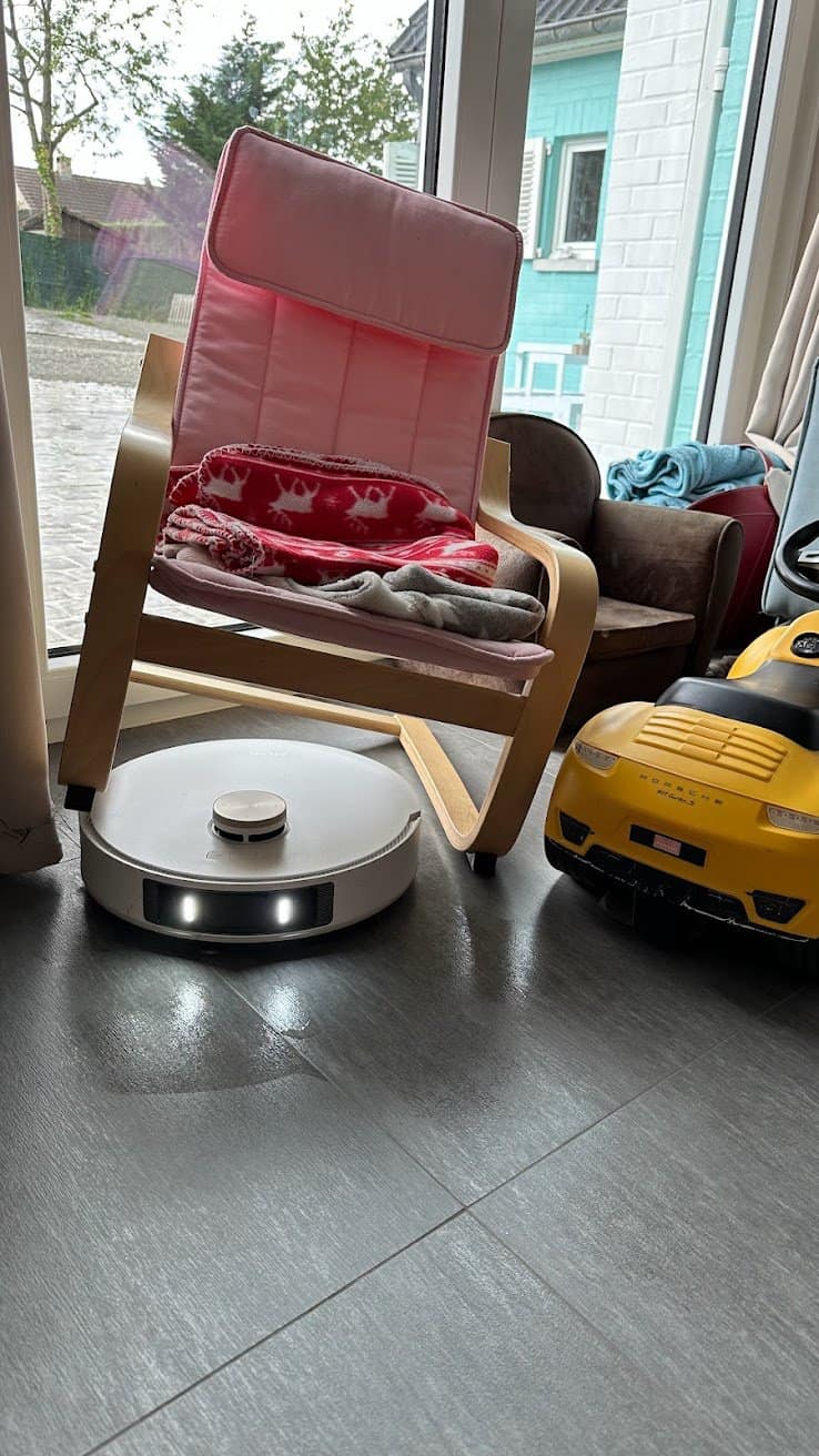 Dreame L120 Ultra : non, il ne soulève pas encore le mobilier, mais c'est une bonne idée, vous ne trouvez pas ?