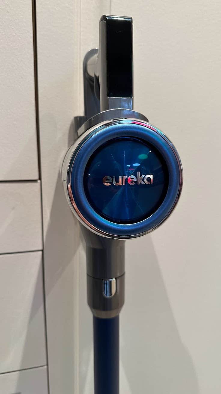 Eureka AK10 : j'aime bien le look et la finition