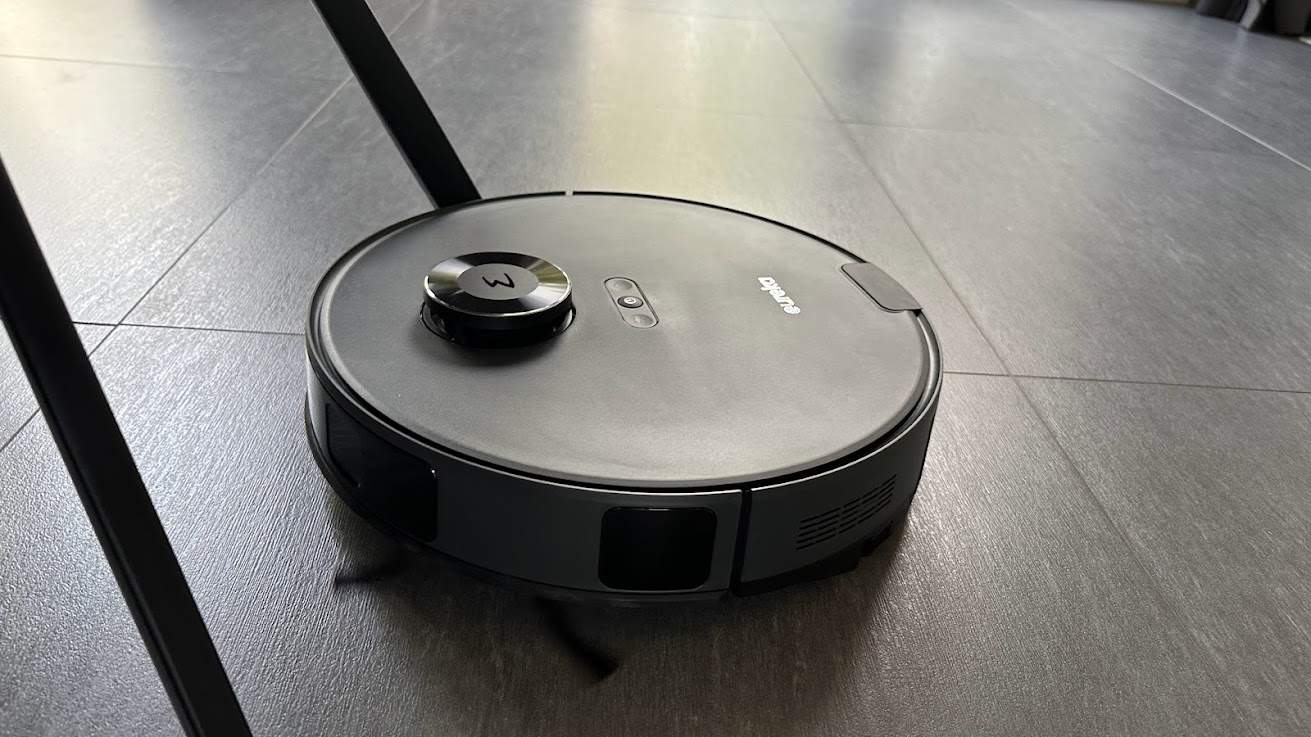 Eureka E10S : j'aime bien son look sobre et noir mat