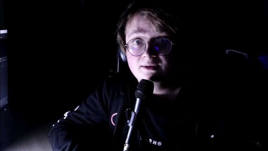 Feldup, un youtubeur spécialiste de l'horreur sur Internet