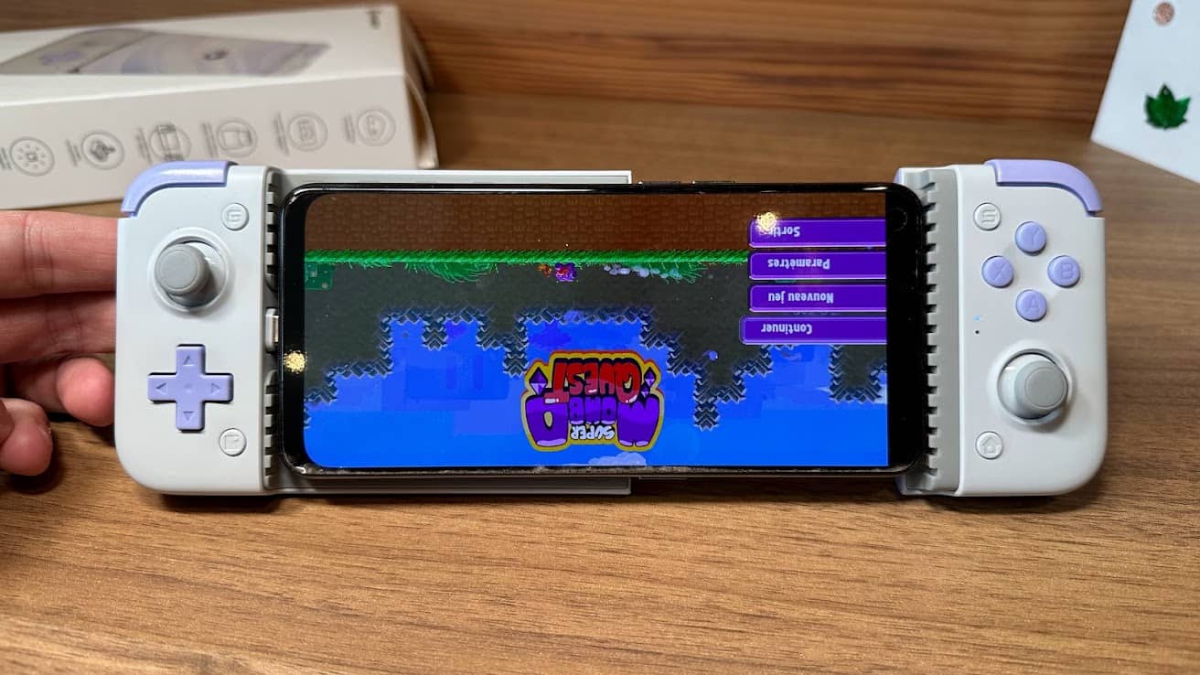 Taquin, Android avait loqué mon écran à l'envers via son mode jeu, en raison du port USB-C à gauche : penser à la désactiver