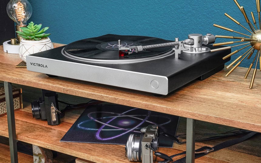 Le visuel officiel de la Victrola Hi-Res Carbon
