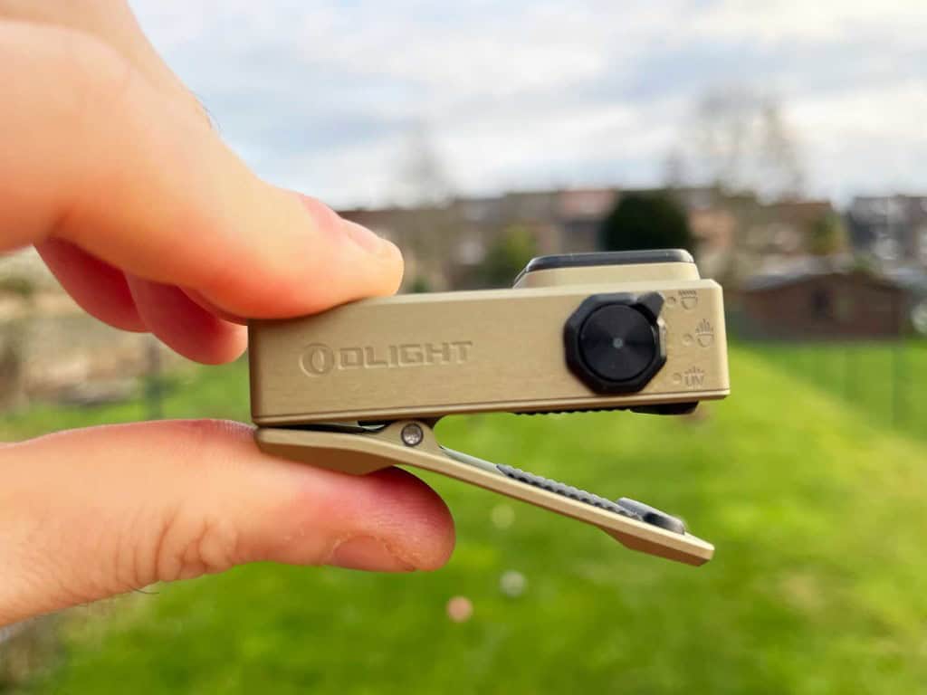 Le clip de la lampe Olight Oclip Ultra